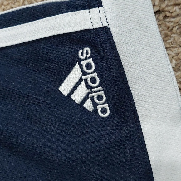 🤑5$25 ADIDAS Athletic 3 Stripe Shorts (L 14/16) - Picture 2 of 8